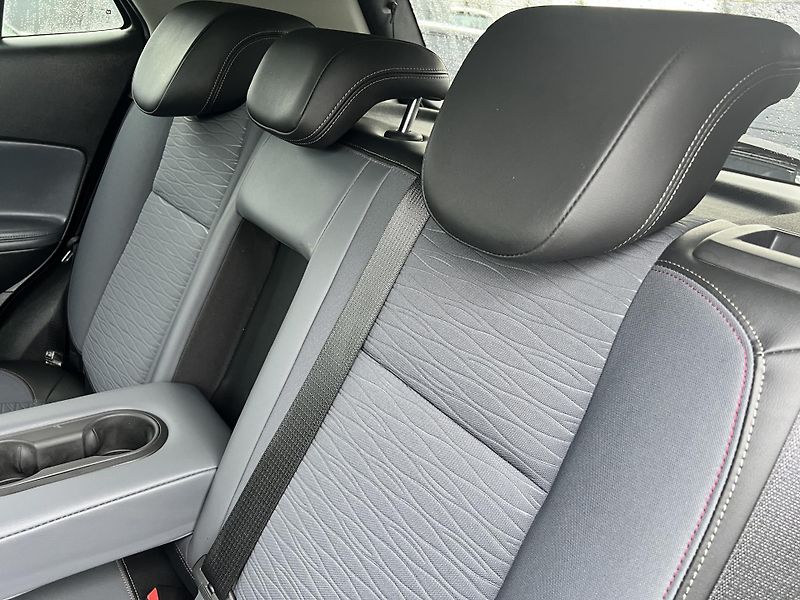 Opel Mokka 1.4T COSMO 4x4 TEMPOMAT KLIMA - fotka 33 z 53