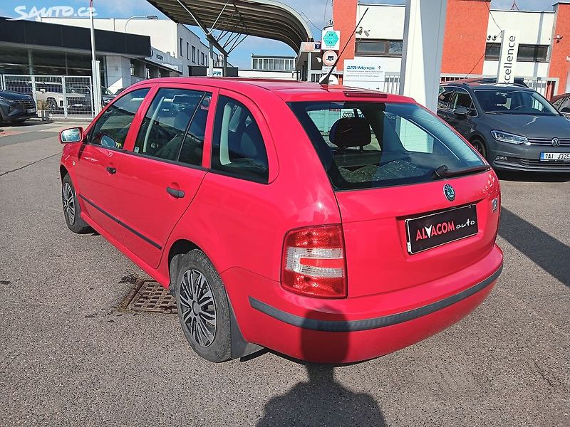 Škoda Fabia 1.2 47kW - fotka 8 z 22