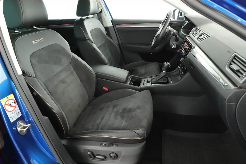 Škoda Superb (2021) Scout 2.0 TDI - fotka 17 z 19