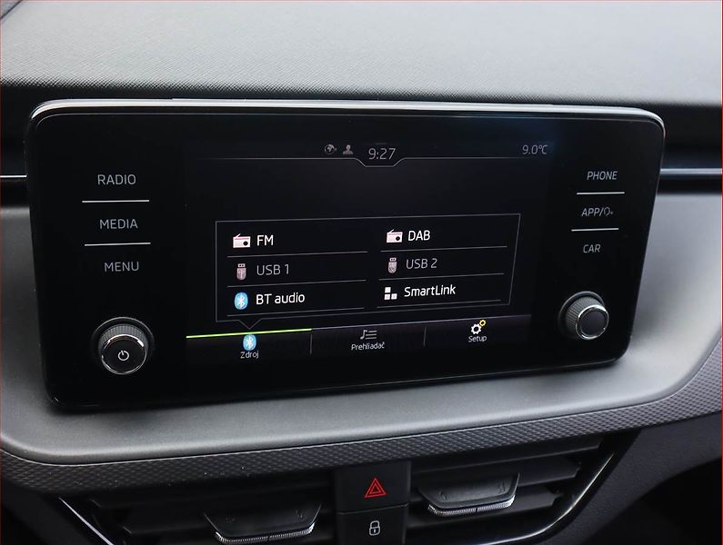 Škoda Scala (2021) 1.0 TSI, Tempomat - fotka 16 z 19