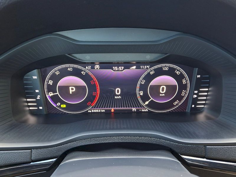 Škoda Karoq (2020) Scout DSG 4x4 2,0TDi 110kW - fotka 23 z 34