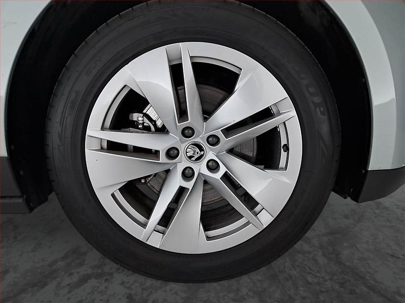Škoda Enyaq (2023) 60 (62 kWh), SoH 94% - fotka 15 z 20