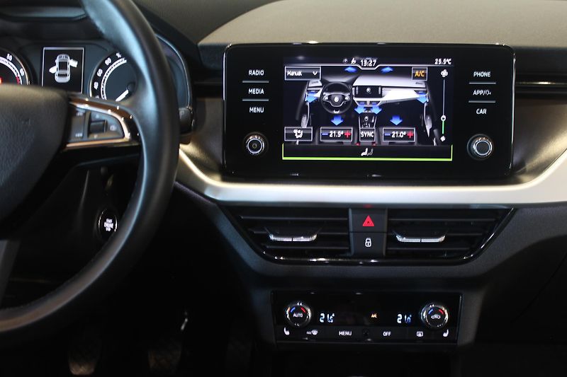 Škoda Scala (2020) 1.0TSI85kW Style+ Matrix - fotka 37 z 37