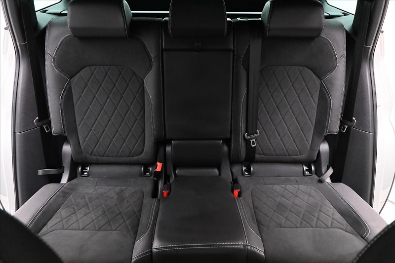 Škoda Kodiaq 2,0 TDI 147KW DSG 4x4 SportLIN - fotka 29 z 33