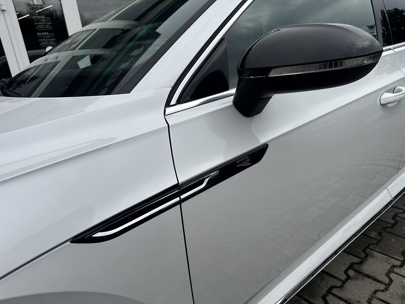 Volkswagen Arteon Shooting Brake R-Line 2,0 TDI 4Motion DSG - fotka 10 z 29
