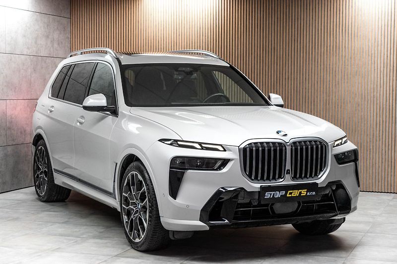 BMW X7 xD 40d ///M*TAŽNÉ*7.MÍST*ČR 1M - fotka 3 z 49
