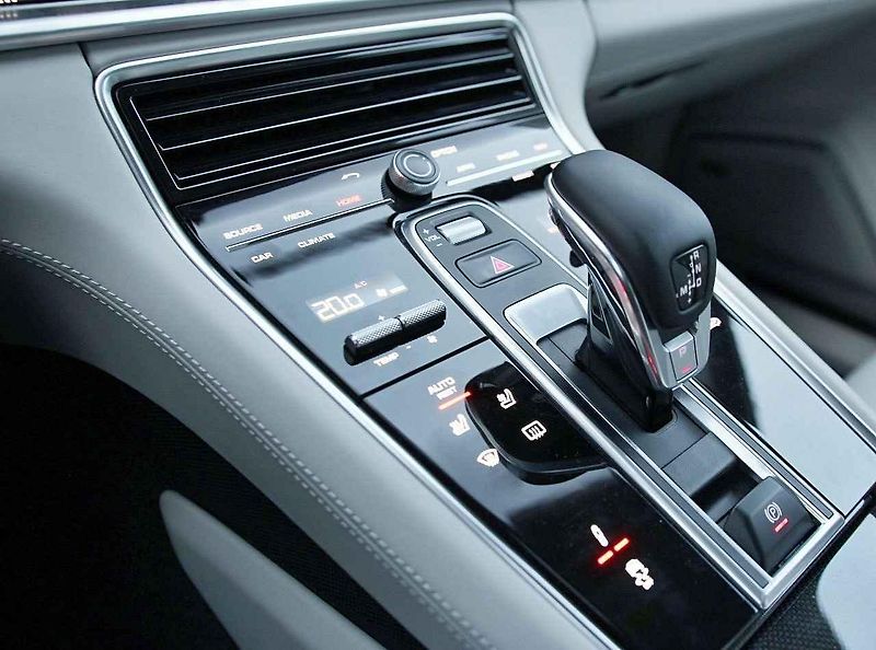 Porsche Panamera Turbo Sport Turismo.