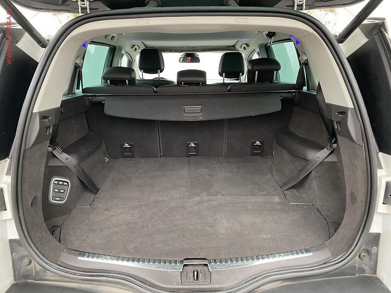 Renault Espace (2015) 1.6 dCi, Intense, AT, LED - fotka 7 z 21