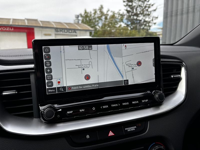 Kia Pro_Ceed (2023) GT-Line Plus 1.5 T-GDI - fotka 8 z 13