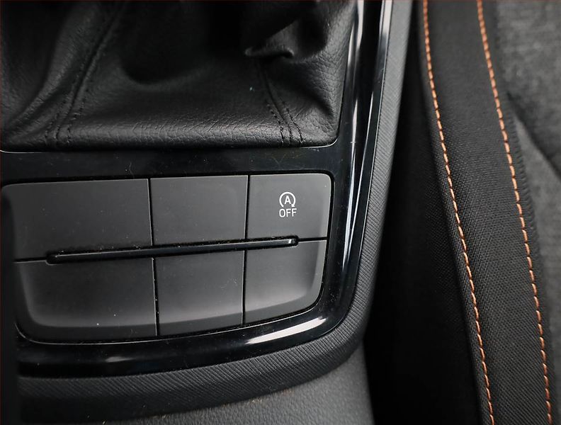 Škoda Scala (2021) Ambition 1.0 TSI, ČR,1.maj - fotka 16 z 19