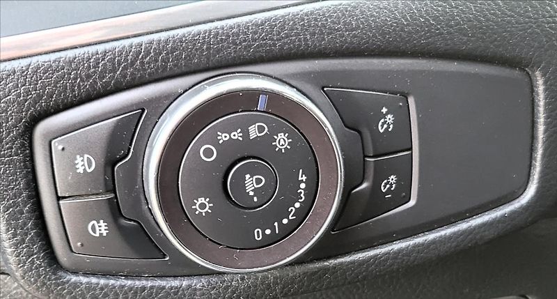 Ford Galaxy 2,0 D,7míst,Titan,navi,xenon, - fotka 32 z 47