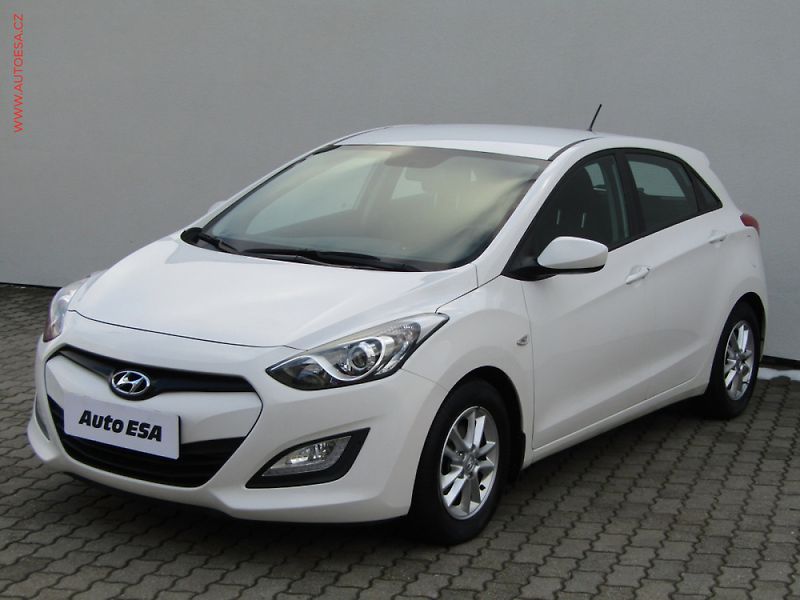 Hyundai i30 (2012) 1.6CVVT, ČR, AC - fotka 3 z 3