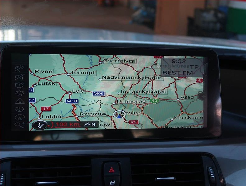 BMW Řada 3 (2014) 320d xDrive GT, 4X4, Automat - fotka 21 z 22