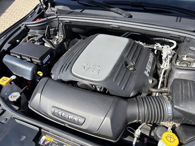 Dodge Durango (2024) 5.7 V8 HEMI R/T Tow And GO - fotka 39 z 39