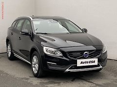 Volvo V60 (2018) 2.0D, Cross Country, AT - fotografie inzerátu