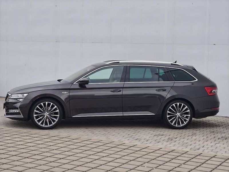 Škoda Superb L&K 7DSG 2,0TSI - fotka 3 z 26