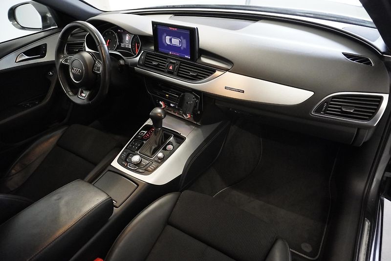 Audi A6 Avant 3.0TFSi 228 kW QUATTRO AUTOMAT - fotka 29 z 33