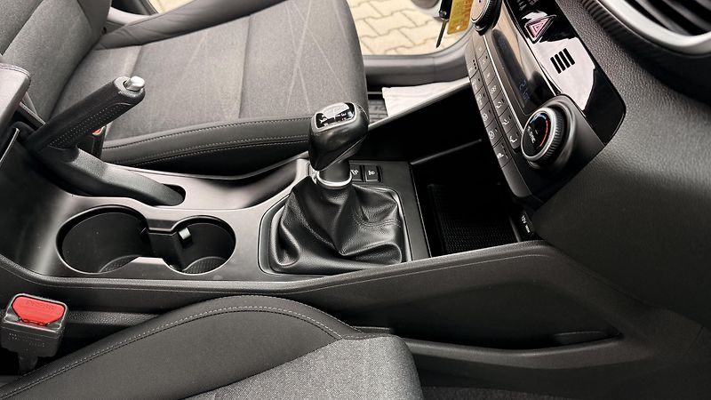 Hyundai Tucson (2020) 1.6 CRDI 4X4, ČR,2 MAJITEL - fotka 26 z 35