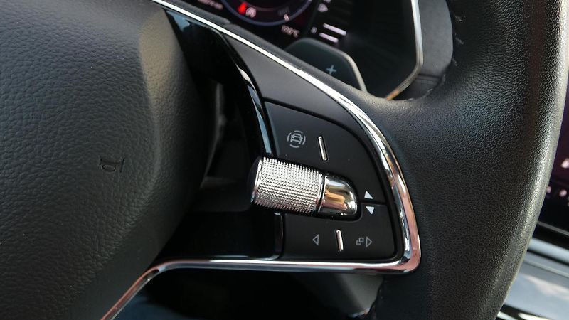 Škoda Octavia Combi 2,0 TDI Style DSG 110 kW - fotka 13 z 25