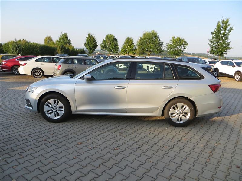 Škoda Octavia 2,0 TDI 85kW Ambition ČR - fotka 4 z 27