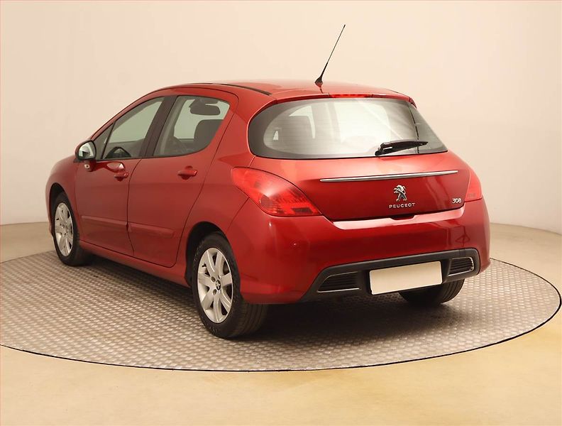 Peugeot 308 (2012) 1.6 HDi, nová STK, slušný stav - fotka 4 z 18