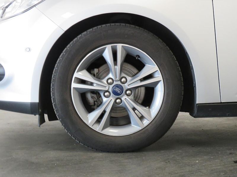 Ford Focus - fotka 10 z 23