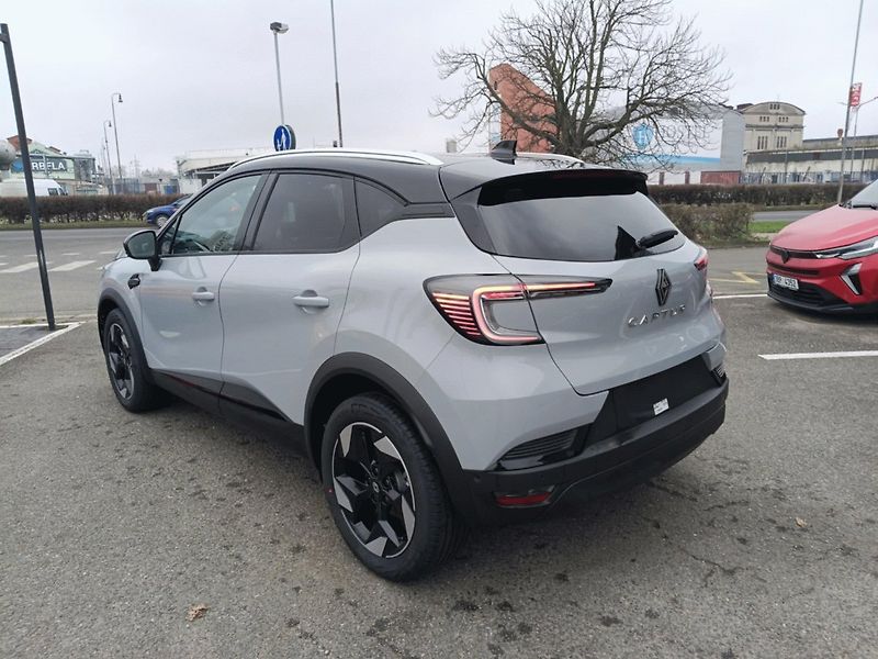 Renault Captur (2026) techno mild hybrid 140 EDC - fotka 6 z 23