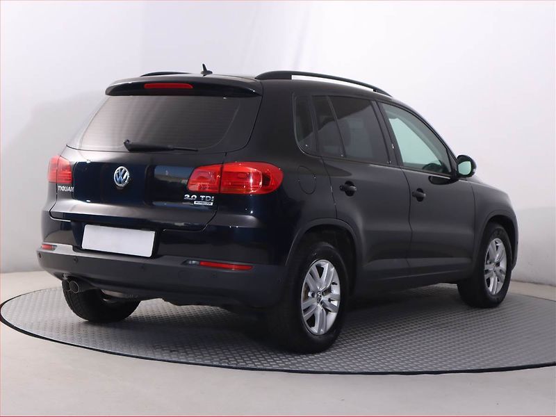 Volkswagen Tiguan (2015) 2.0 TDI, Serv.kniha, Navi - fotka 5 z 19