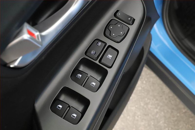 Hyundai Kona (2021) 1.0 T-GDI, Automat, ČR,1.maj - fotka 15 z 18