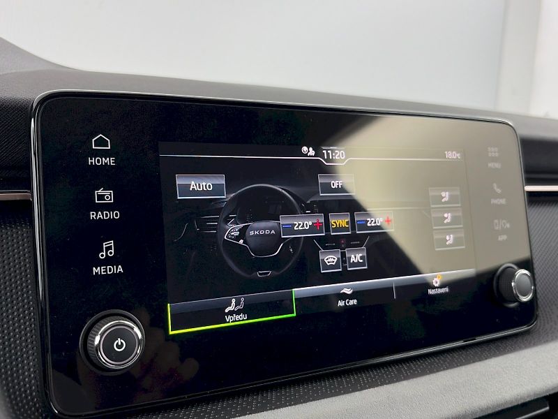 Škoda Kamiq (2025) DSG 1.5TSI 110kW Top Selection - fotka 18 z 31