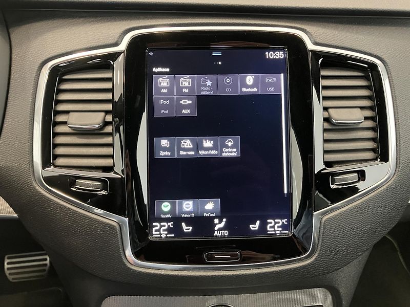Volvo XC90 D5 AWD R-Design AT8, ČR - fotka 39 z 54