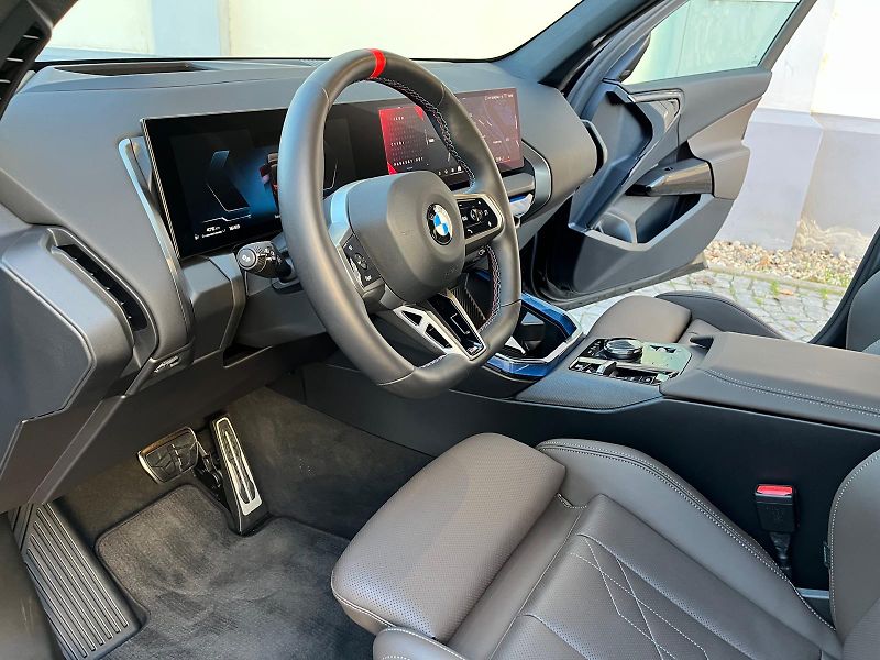 BMW X3 M 50i Xdrive - fotka 34 z 56