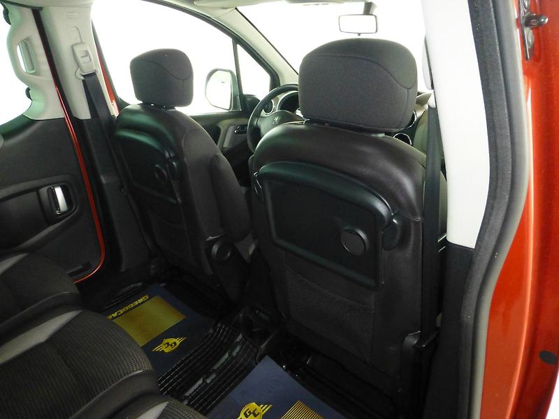 Peugeot Partner Tepee (2011) 1,6HDI*KLIMATIZACE - fotka 22 z 27