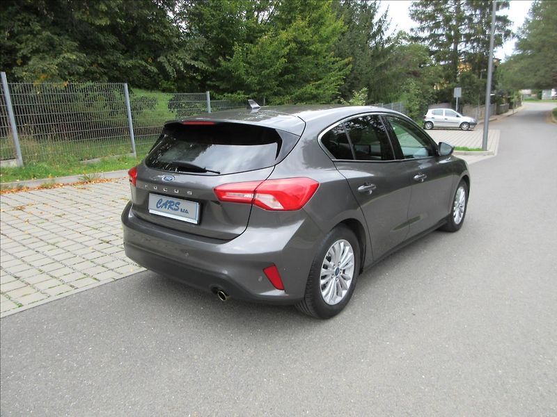 Ford Focus 1,0 i, Vyhř.sed,vol,okn, Navi, - fotka 8 z 29