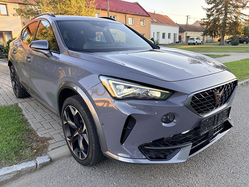 Cupra Formentor 1.5TSI 110KW DSG LED  - fotka 2 z 52
