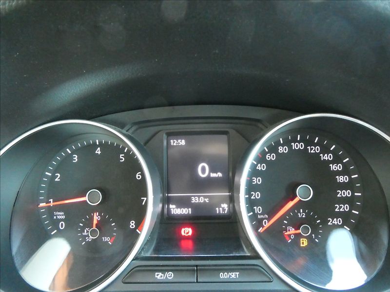 Volkswagen Polo 1,2 TSi 66kW HIGHLINE,serviska - fotka 34 z 39
