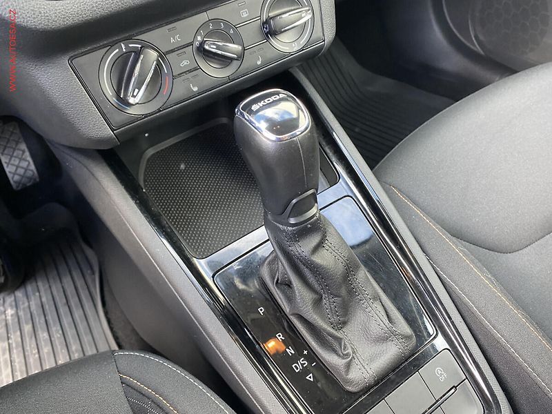 Škoda Scala (2020) 1.6 TDi, Ambition, DSG - fotka 16 z 17