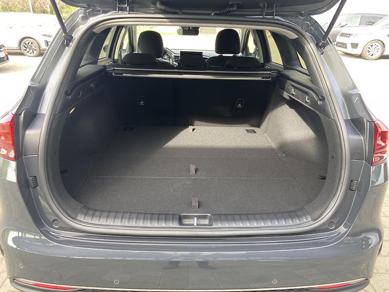 Kia Ceed SW (2025) 7DCT TOP+Busines