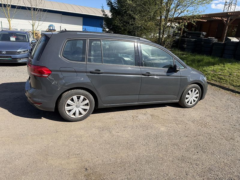 Volkswagen Touran 1.4 TSI 7 MIST 110KW - fotka 7 z 21