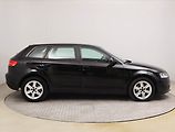 Audi A3 (2009) Ambition 2.0 TDI - náhled 6
