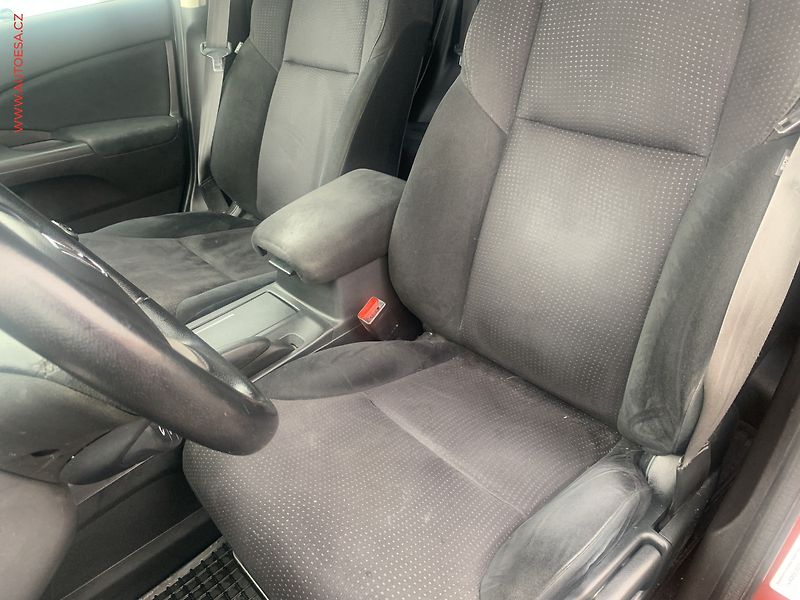 Honda CR-V (2013) 2.0i, 1.maj,ČR, Elegance - fotka 9 z 19