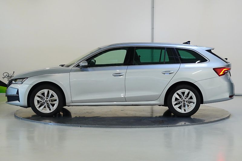 Škoda Octavia - fotka 3 z 29