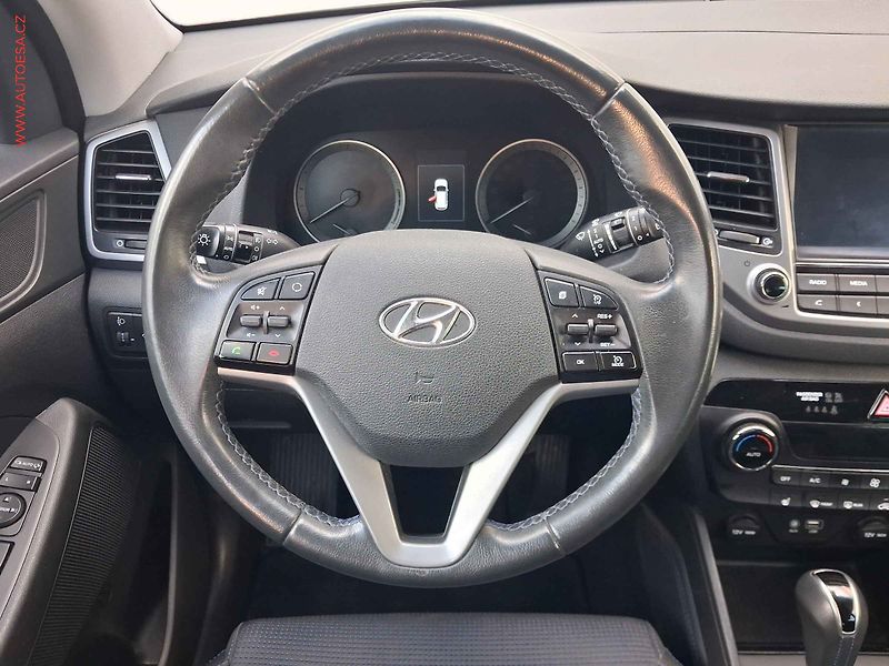 Hyundai Tucson (2017) 1.7 CRDi, AT, navi, kamera - fotka 11 z 19