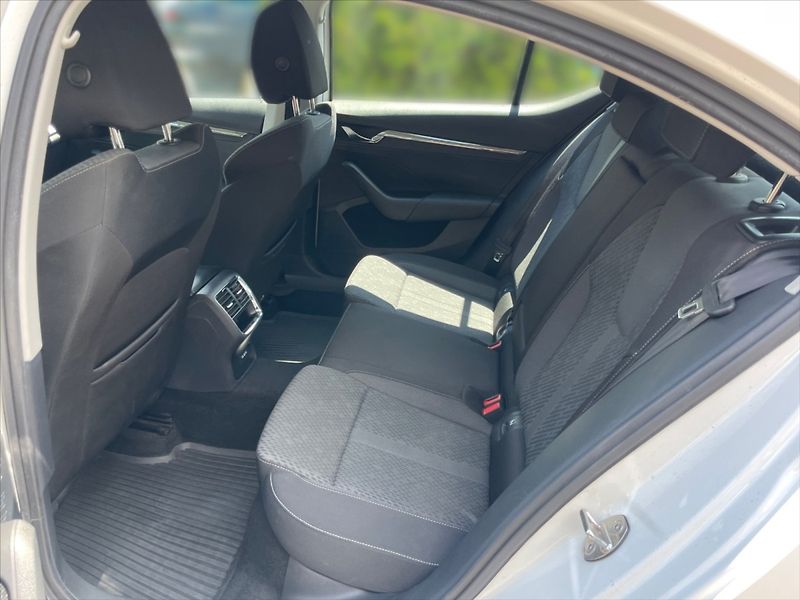 Škoda Octavia 1,5 TSI Style - fotka 8 z 11