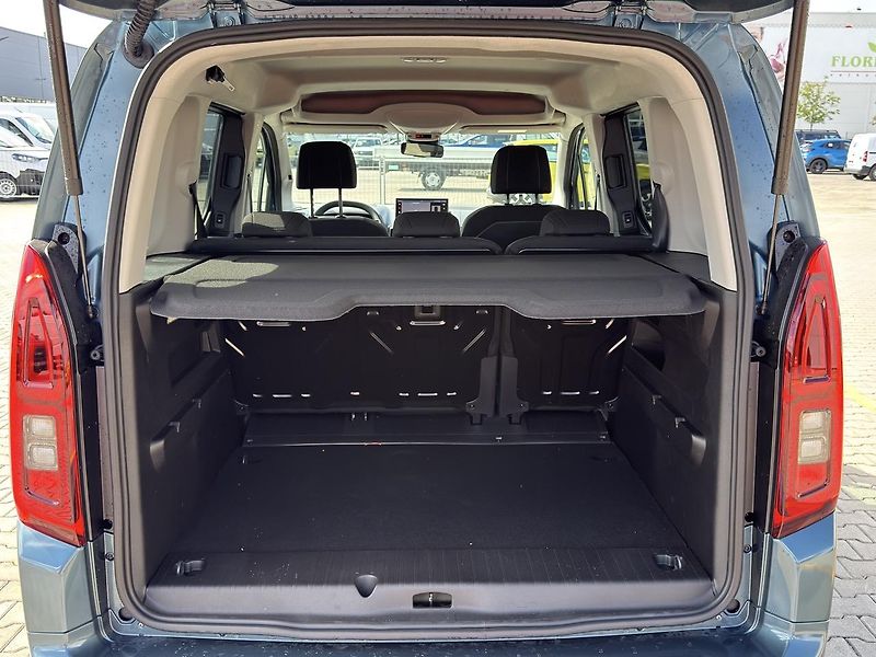 Fiat Qubo L (2026) Icon 1.5 BlueHDI 130k MT6 - fotka 12 z 24