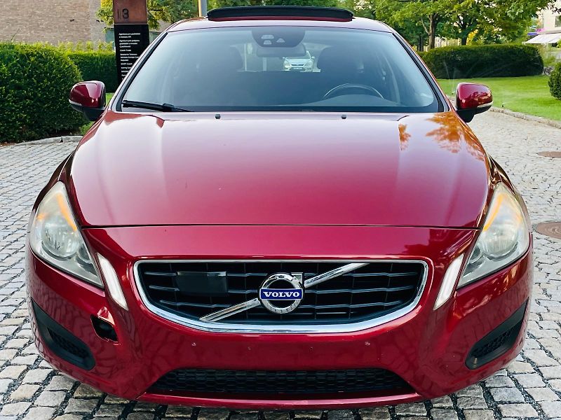 Volvo V60 2.0D4 5VÁLEC SERVISKA TAŽNÉ - fotka 6 z 48