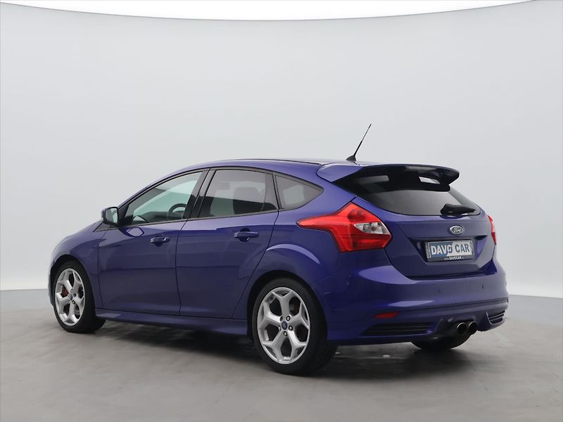 Ford Focus 2,0 EB 184kW ST Aut.klima - fotka 5 z 34