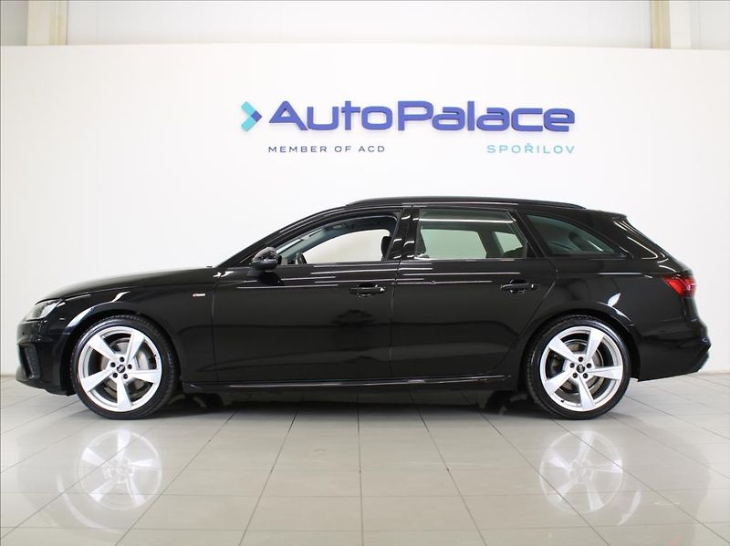 Audi A4 2,0 40TDi S-Line 56tkm. 1.maj. - fotka 5 z 22