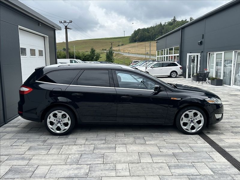 Ford Mondeo 2,3 160PS  Titanium A/T - fotka 6 z 46