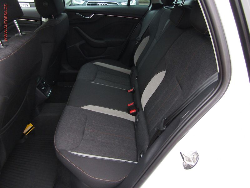 Škoda Scala (2022) 1.5 TSi, 1.maj,ČR, Style, DSG - fotka 10 z 22